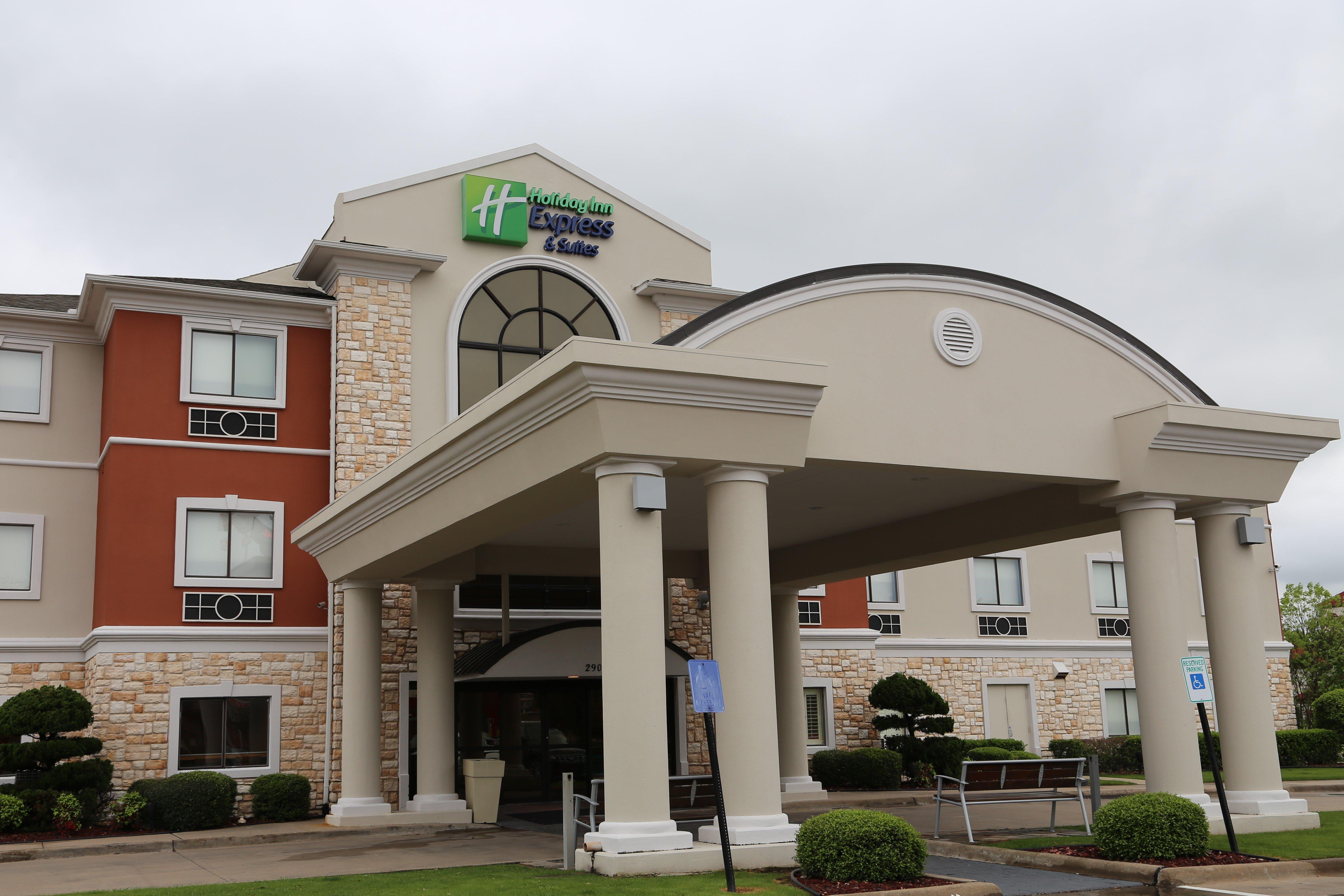 Holiday Inn Express Hotel & Suites Greenville, An Ihg Hotel Exterior foto